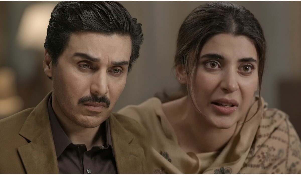 عمیرہ احمد آفیشل کی فیس بک پوسٹ کا اسکرین شاٹ جس میں پاکستانی ڈرامہ باڈی شیمنگ اور پرانے موضوعات سے متعلق سوالات اٹھائے گئے ہیں۔