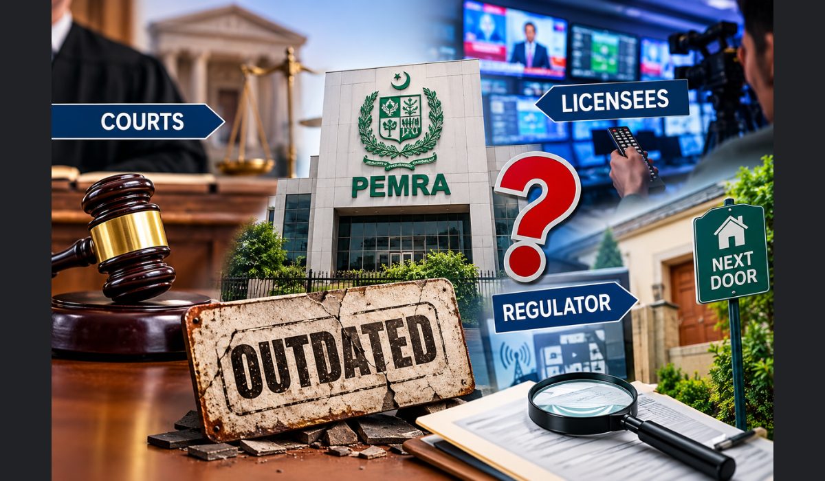 پیمرا ایف ایم لائسنس کی تجدید کے بحران کی عکاسی کرتا ہوا پاکستان میں ایف ایم ریڈیو ٹرانسمیٹر ٹاور