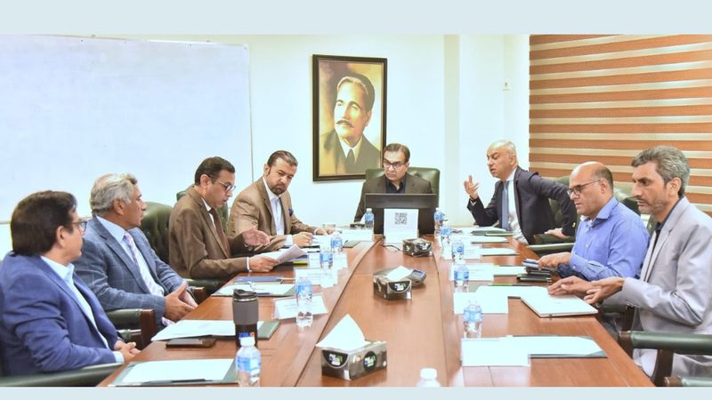 نجکاری کمیشن بورڈ کا اجلاس، جس میں گیپکو نجکاری کے لیے 9 کمپنیوں کو پری کوالیفائی کرنے کا فیصلہ کیا گیا